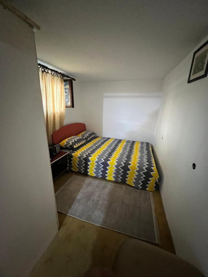 Apartmán E & V Free Wi Fi Podgorica Exteriér fotografie